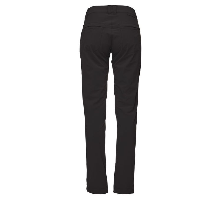 o9m8_015_black_w_alpinelightpants_bck.jpg